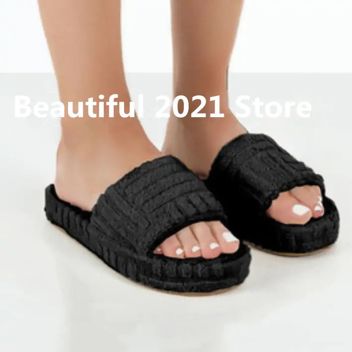 Ladies' Plush Slip-On Slippers